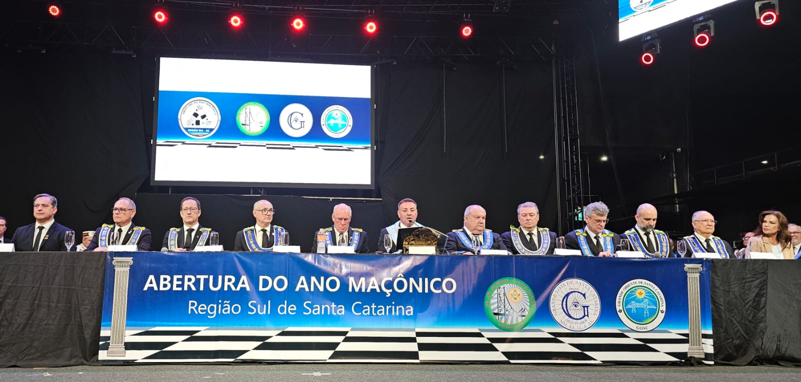 Abertura do Ano Maçônico da região Sul reúne mais de 1000 pessoas em Criciúma