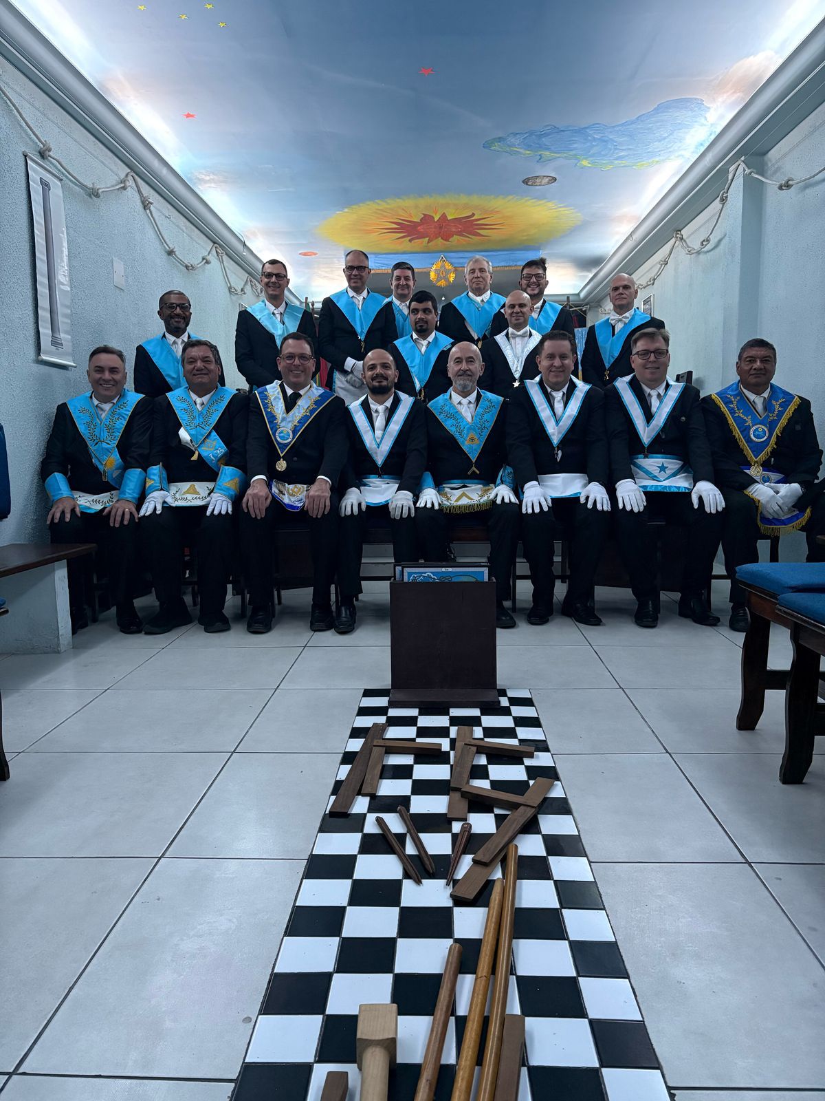 Elevação na Loja Cavaleiros da Arte Real