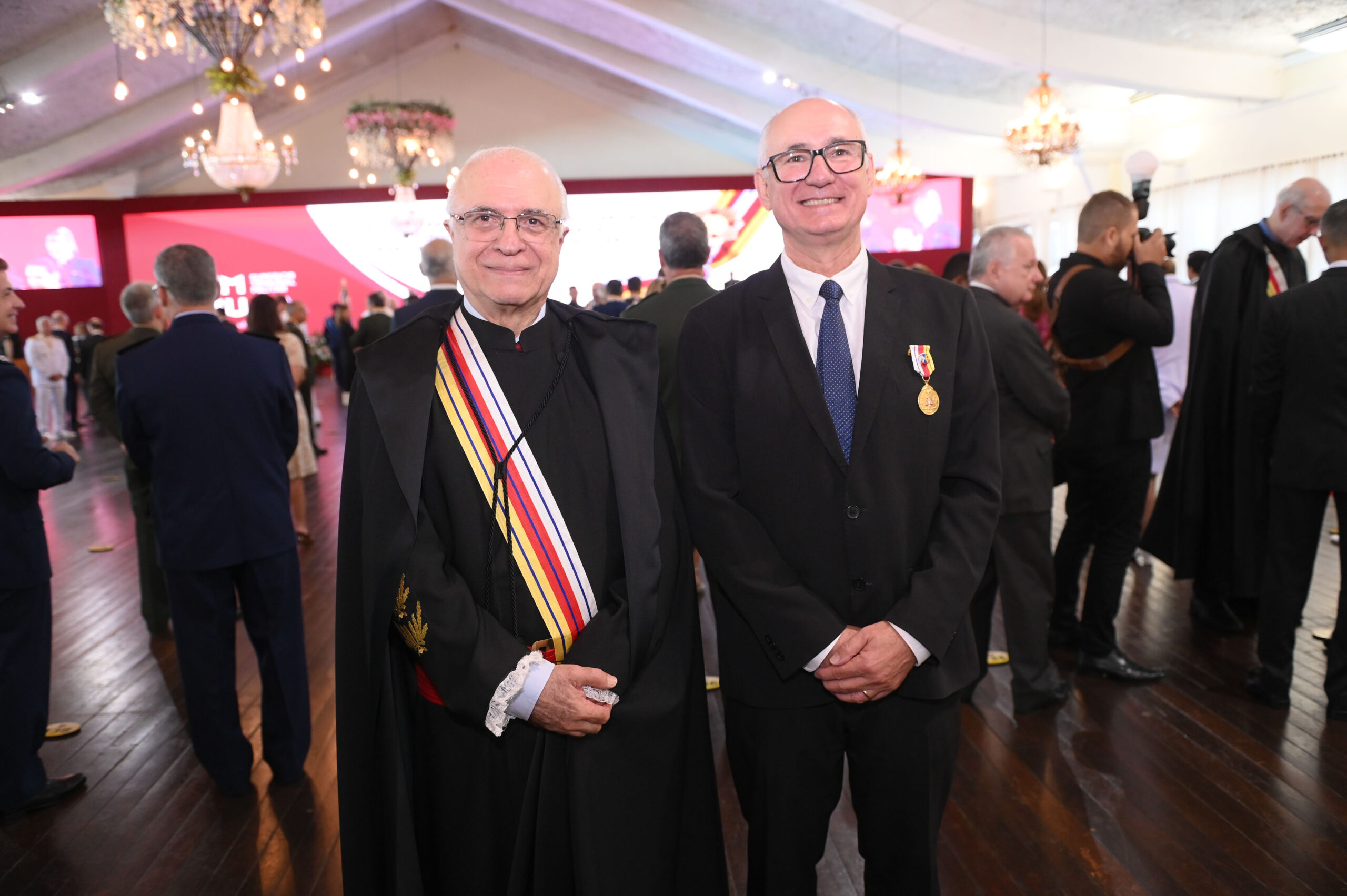 Grão-Mestre é homenageado pelo Superior Tribunal Militar em Brasília
