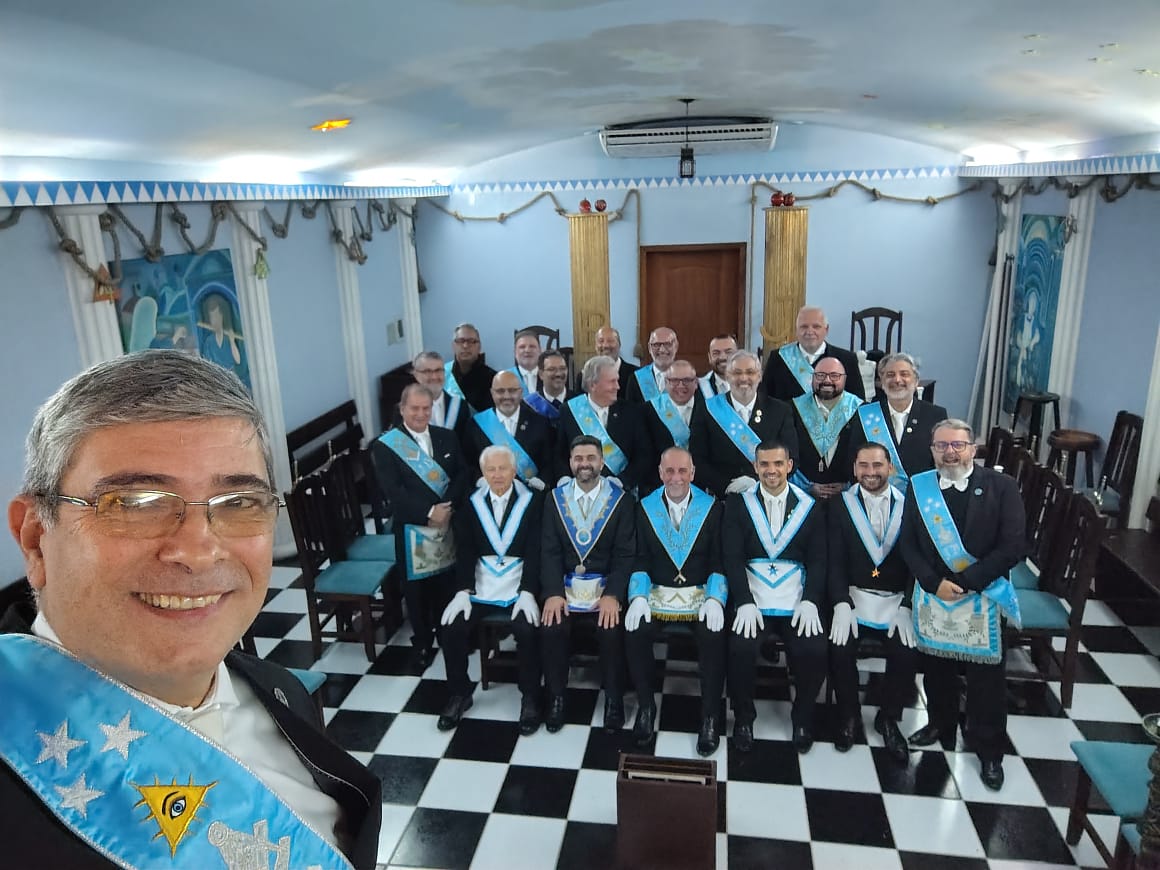 Elevação na Loja Gitahy Ribeiro Borges