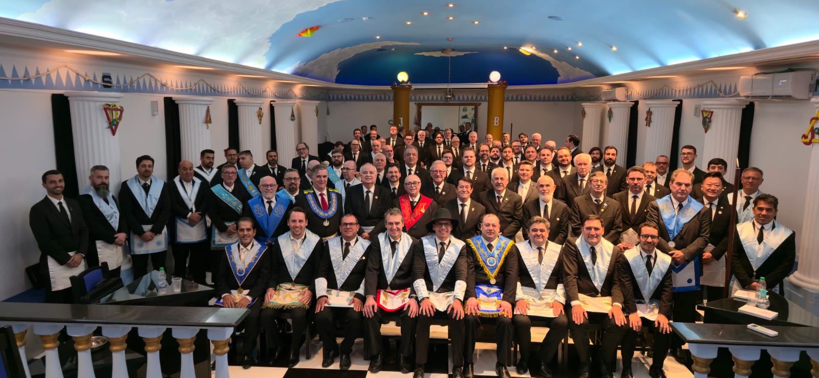 Sessão Conjunta reúne obreiros do GOSC, GOB-SC e MRGLSC em Camboriú
