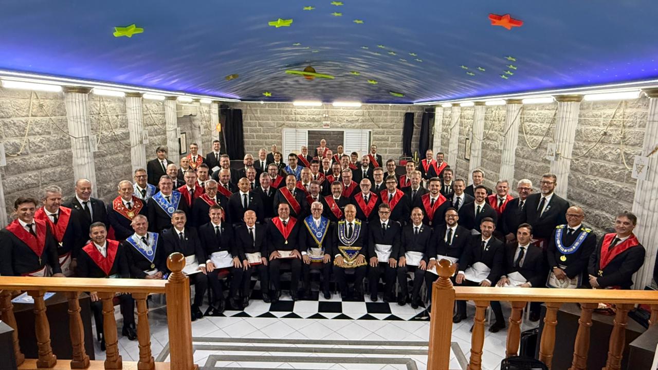 Obreiros participam de transformação do Triângulo Maçônico Dirceu José Braga em Loja Simbólica